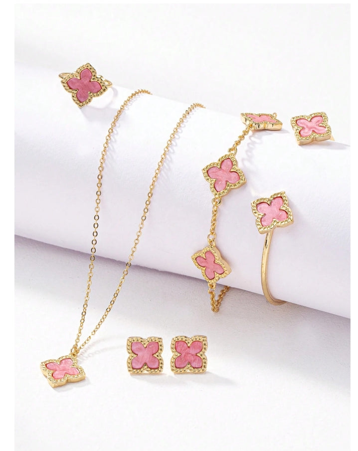 6 Piece Louis V Girl Set