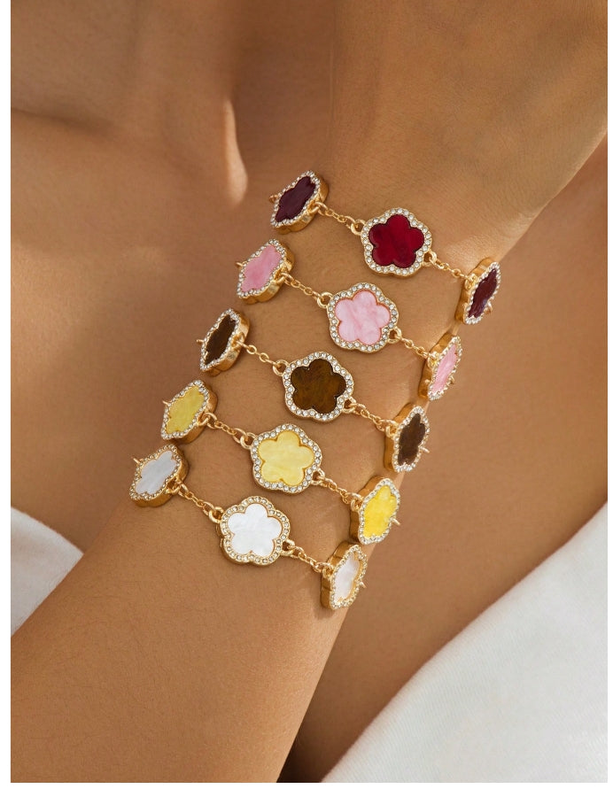 5 Pc Clover Bracelet Set.